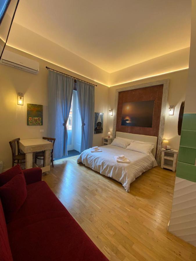 Corso 211 Beds & Suites Napoli Dış mekan fotoğraf