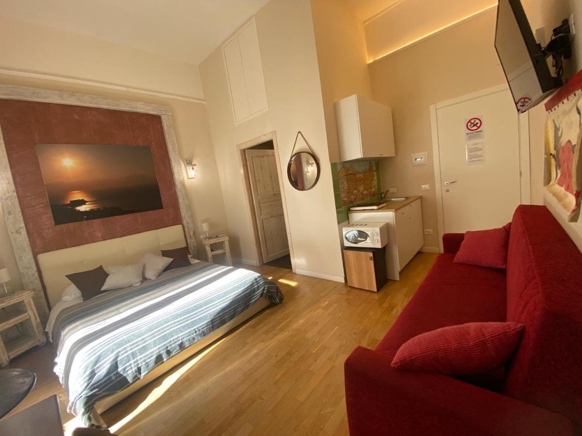 Corso 211 Beds & Suites Napoli Dış mekan fotoğraf