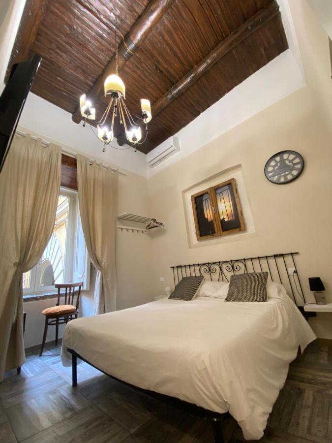 Corso 211 Beds & Suites Napoli Dış mekan fotoğraf